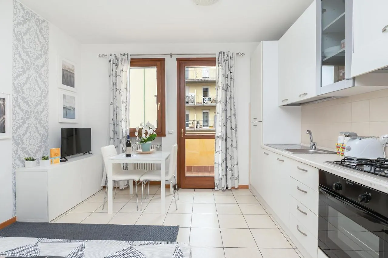 Apartamento Giulietta Suite Tower Verona Italia